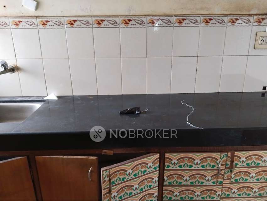 2 BHK Flat In Vrindavan Radha Chs For Sale  In Naigaon East