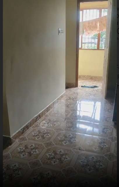 2 BHK Flat In Svr Apartment For Sale  In Perungudi, Railway Station, No 8e, Kannagi St, Thiruvalluvar Nagar, Perungudi, Chennai, Tamil Nadu 600096, India