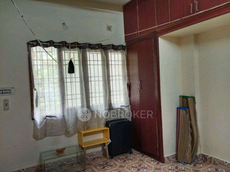 2 BHK Flat In Svr Apartment For Sale  In Perungudi, Railway Station, No 8e, Kannagi St, Thiruvalluvar Nagar, Perungudi, Chennai, Tamil Nadu 600096, India