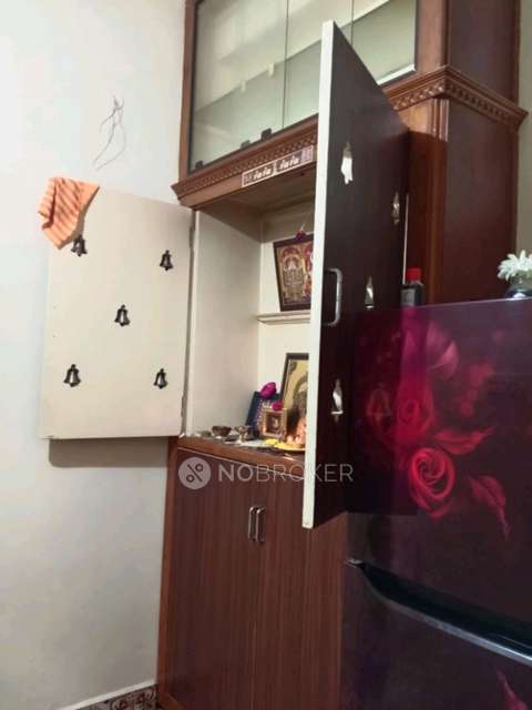 2 BHK Flat In Svr Apartment For Sale  In Perungudi, Railway Station, No 8e, Kannagi St, Thiruvalluvar Nagar, Perungudi, Chennai, Tamil Nadu 600096, India