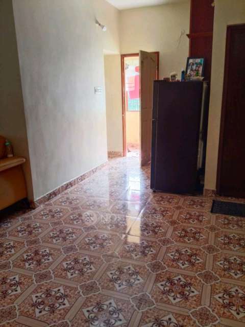 2 BHK Flat In Svr Apartment For Sale  In Perungudi, Railway Station, No 8e, Kannagi St, Thiruvalluvar Nagar, Perungudi, Chennai, Tamil Nadu 600096, India