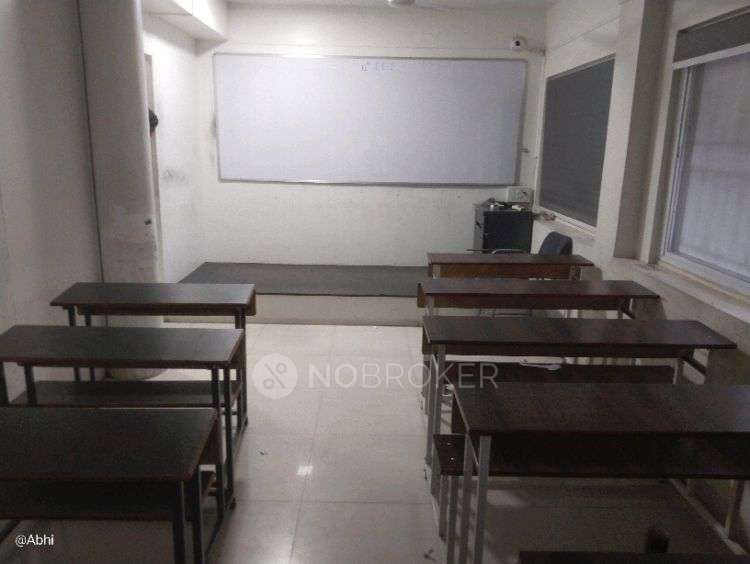 Commercial Property in Iib Vidyadham Campus, Trivedi Trust Building, J.p, Ghole Rd, Near Icici Bank, Sud Nagar, Shivajinagar, Pune, Maharashtra 411005, India, Pune for Rent 