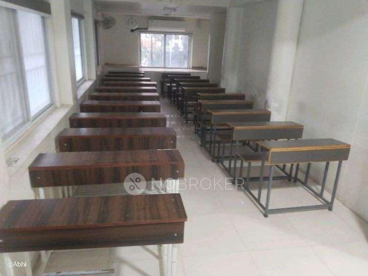 Commercial Property in Iib Vidyadham Campus, Trivedi Trust Building, J.p, Ghole Rd, Near Icici Bank, Sud Nagar, Shivajinagar, Pune, Maharashtra 411005, India, Pune for Rent 