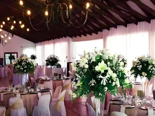 2 BHK Flat In Arth Shree Shivankar Chs For Sale  In Matunga East