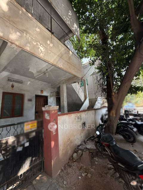 4+ BHK House For Sale  In Moosapet