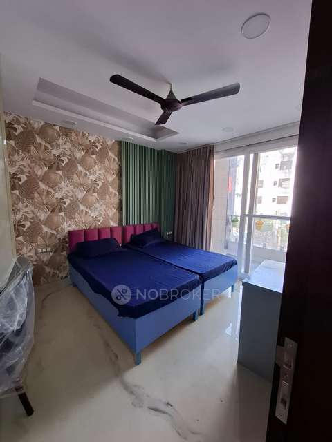 PG for Girls in Kirti Nagar