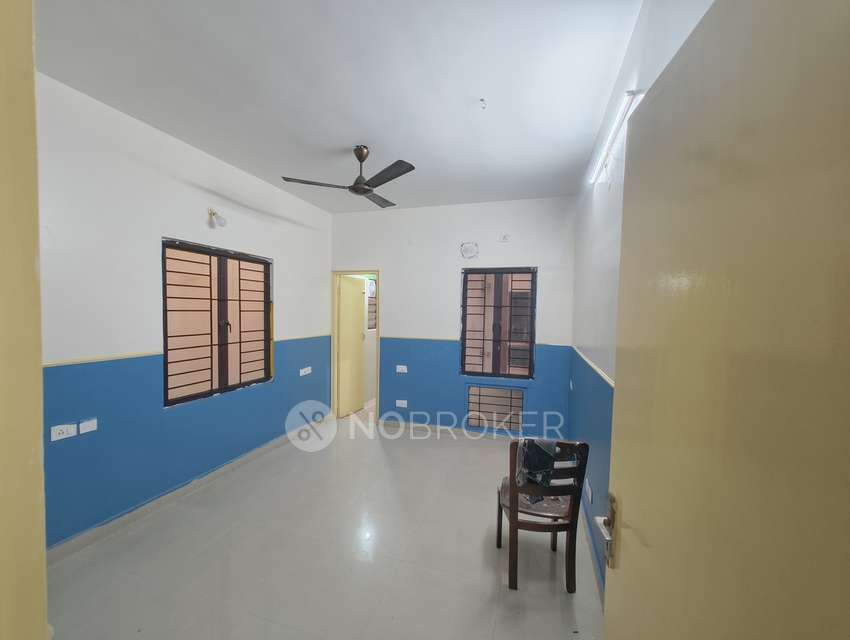 2 BHK Flat In Yuga Kalpataru For Sale  In Koyambedu