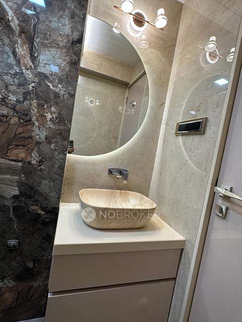 2 BHK Flat In Nilgiri Apartment, Ghatkopar East For Sale  In Ghatkopar East