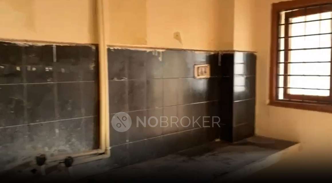 2 BHK Flat In Gayatri  Meghana Complex, Malakpet For Sale  In Anand Nagar Colony