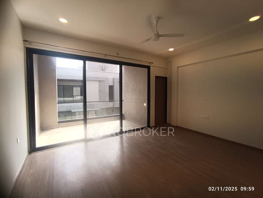 3 BHK Villa In Supreme Villagio, Shirgaon for Rent  In Somatane