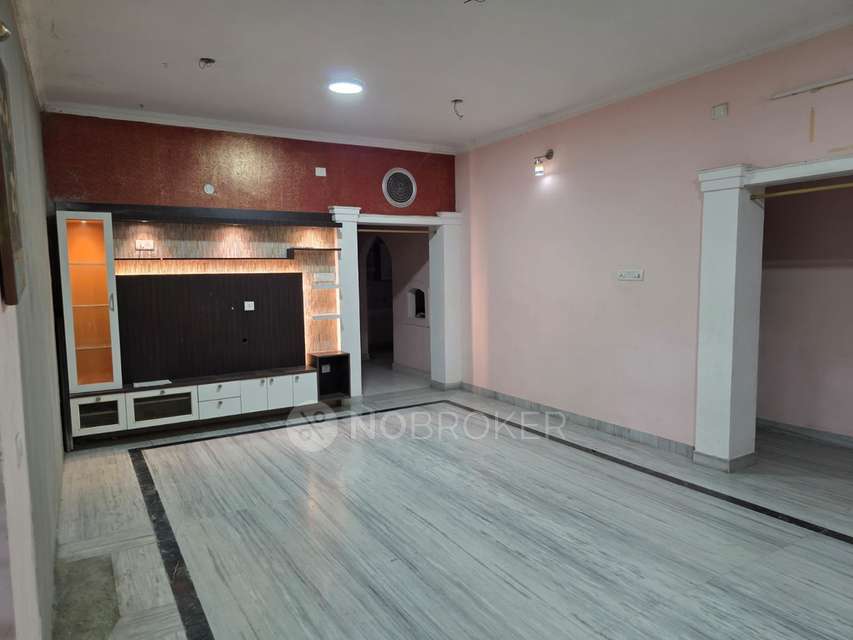 3 BHK Flat In Lathifa Manzil for Rent  In New Perungalathur