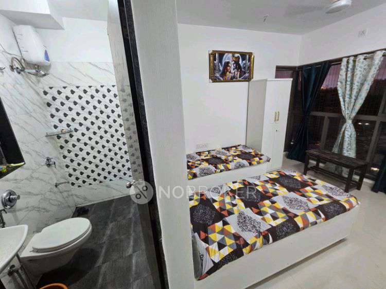 PG for Anyone in Kandivali East