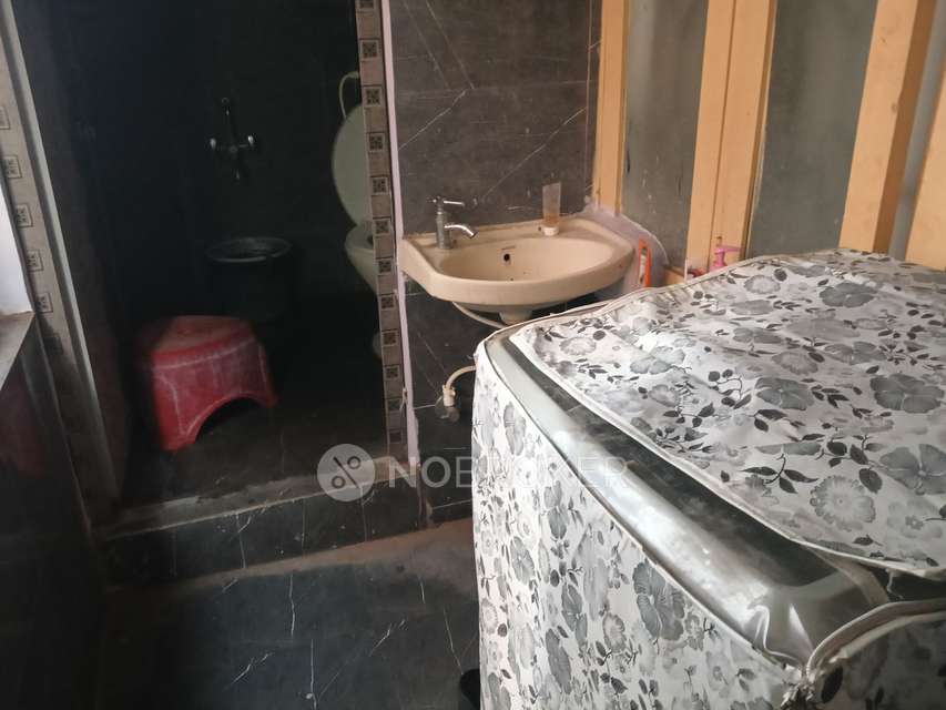 1 BHK Flat In Surya Apartment  For Sale  In Sanjeeva Reddy Nagar, Hyderabad