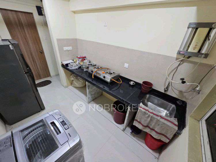 PG for Anyone in Dahisar East