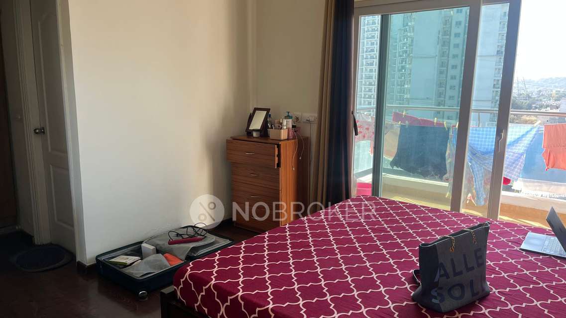 2 BHK Flat In Shree Vardhman Victoria, Sector 70, Gurgaon For Sale  In Sector 70, Gurgaon