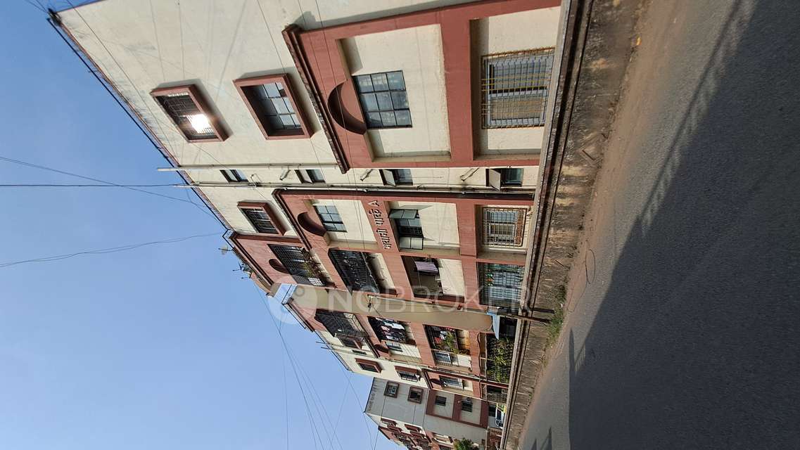 Shared Room for Female In 2 BHK  In Bhawani Park In Aundh