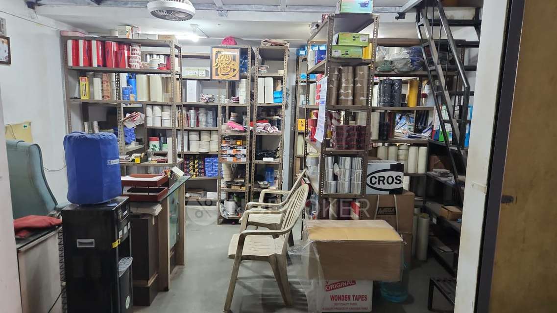 Shop in Ganesh Peth, Pune for sale 