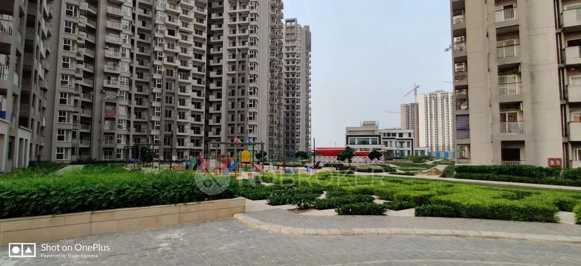 3 BHK Flat In Shri Radha Sky Garden For Sale  In Sector 16b