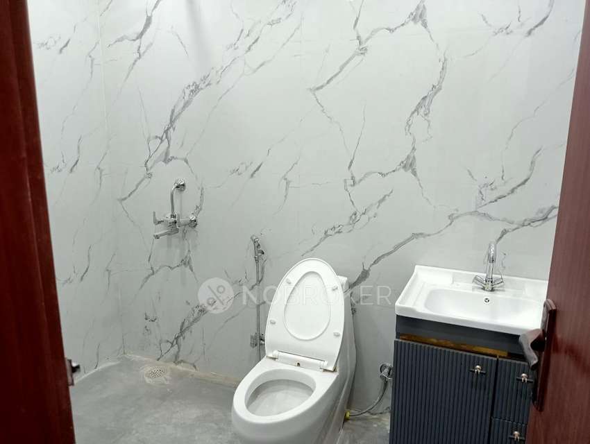 3 BHK Flat In Shakti Khand 2, Indirapuram For Sale  In Indirapuram