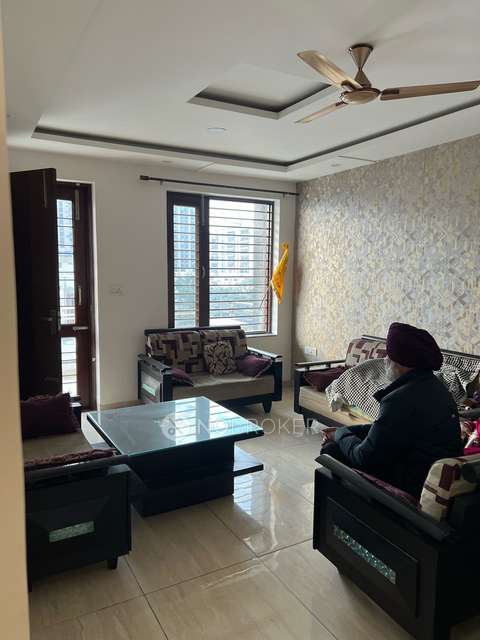 4 BHK Flat In F47-20 Block F Sector 88 for Rent  In Sector 88
