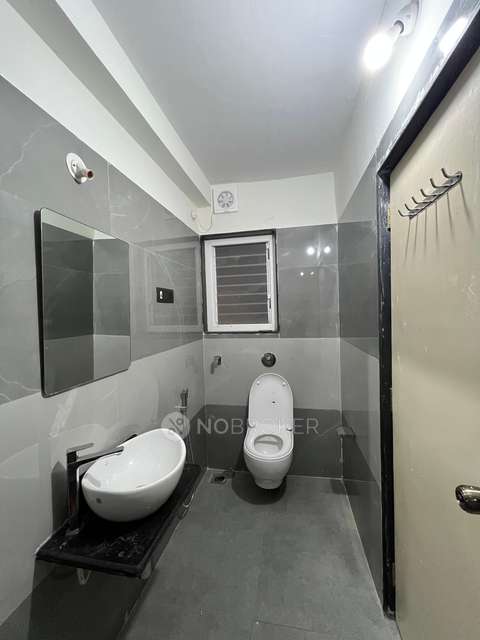 3 BHK Flat In Unnat Nagar 43-44,  Goregaon West, Mumbai for Rent  In Goregaon Traffic Police Division