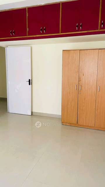 2 BHK Flat In Sai Brindavan Mansion For Sale  In Kadugodi, Bengaluru