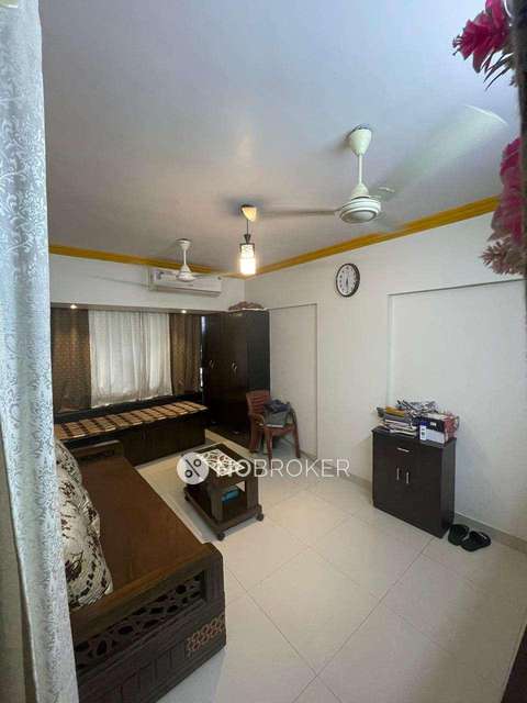 1 BHK Flat In Divya Smith Chs, Kandivali West For Sale  In Kandivali West