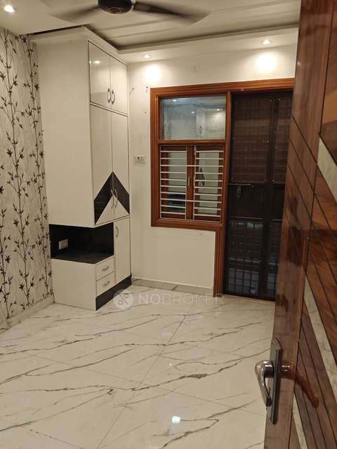 3 BHK Flat In Bankey Bihari Apartment for Rent  In Hastsal