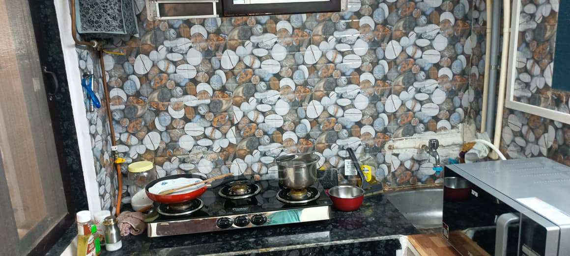 1 BHK Flat In Green Park For Sale  In Kunil Tower