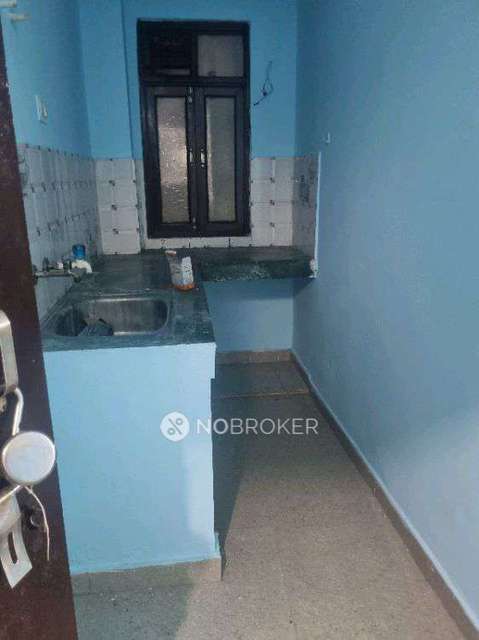 1 RK Flat In D 902b. First Floor,  33 Futta Road, Khadda Colony, Jaithpur Extension Part 2 New Delhi 110044 for Rent  In Khadda Colony, Badarpur
