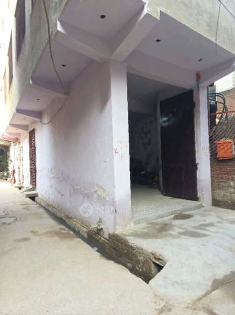 Showroom in Johripur, Delhi for Rent 