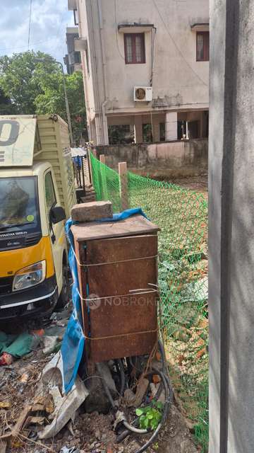 Plot For Sale  In West Mambalam