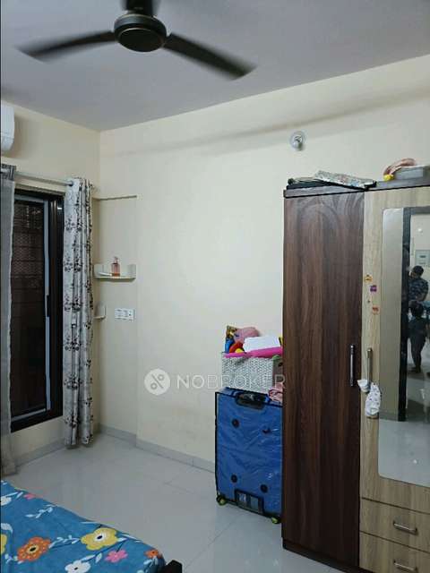 1 BHK Flat In Shivaraj Heights For Sale  In  Kandivali West