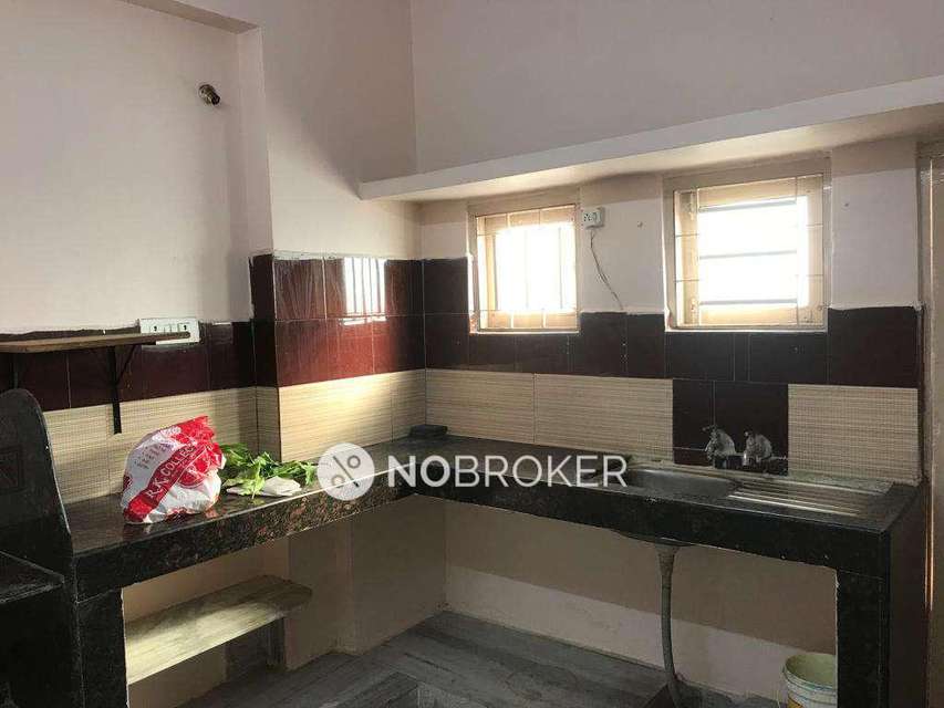 2 BHK Flat In Royal Villa For Sale  In Nallakunta