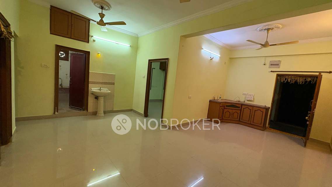 2 BHK Flat In Parimala Apartment, Kothapet For Sale  In Kothapet