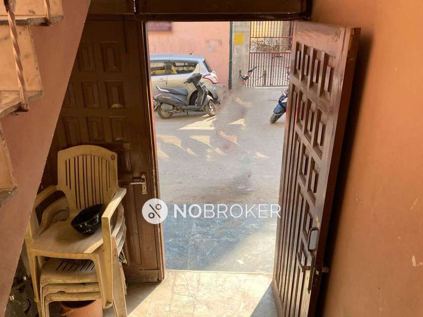 Office Space in Sheikh Sarai, Delhi for Rent 