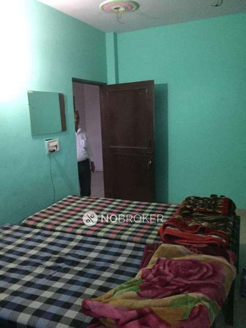 PG for Boys in Sector 62