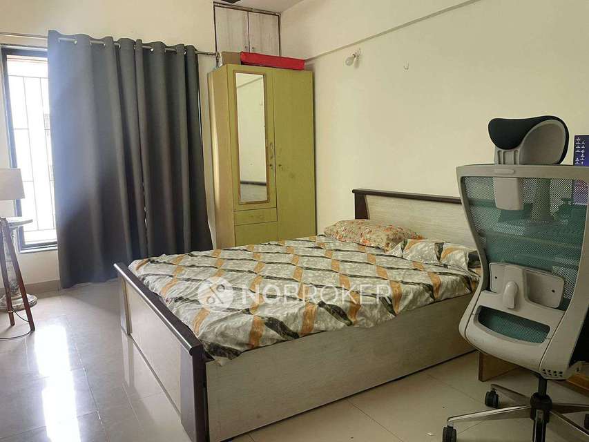 Single Room for Male In 3 BHK  In Kharadi