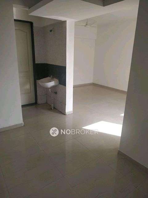 1 BHK Flat In  Vista Luxuria For Sale  In Manjri