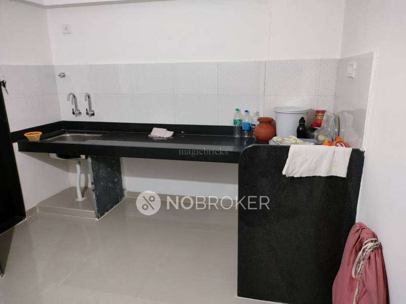 2 BHK Flat In Maple Tower For Sale  In Mohammed Wadi