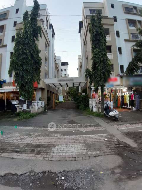 Single Room for Male In 2 BHK  In Chidanand Co. Society Ltd. In Pashan