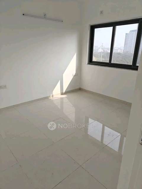 2 BHK Villa In Amanora Gold Towers for Rent  In Hadapsar