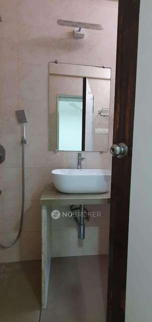 2 BHK Flat In Snehdara Apartment For Sale  In Vile Parle West