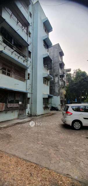 2 BHK Flat In Snehdara Apartment For Sale  In Vile Parle West