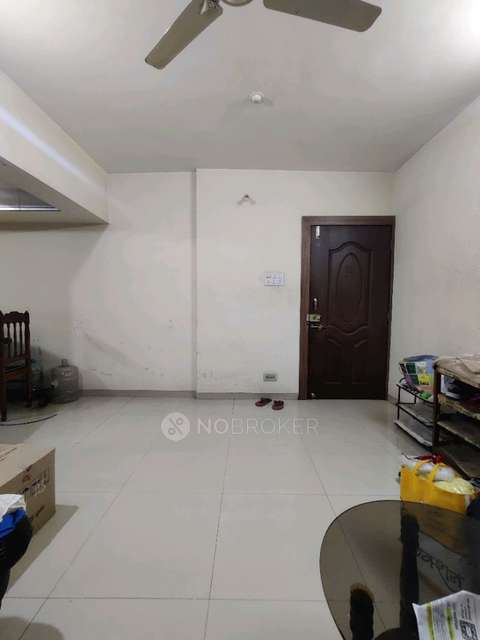 Single Room for Male In 2 BHK  In Mahesh Crystal Avenue In Baner