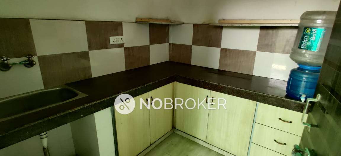 2 BHK Flat In Venkat Vitika for Rent  In Panchsheel Park