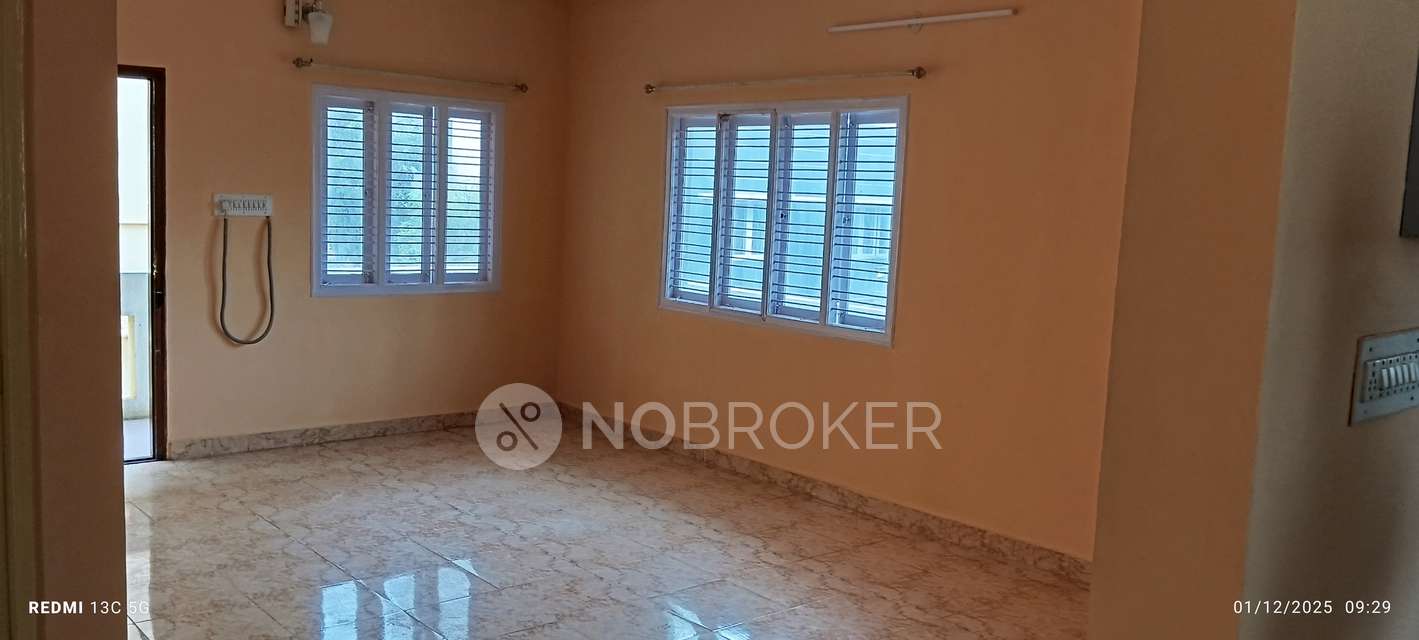 2 BHK Flat In Eastern Building for Rent  In Kalkere