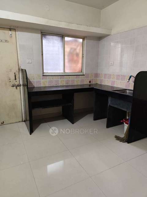 Shared Room for Female In 1 RK  In Parvati Paytha