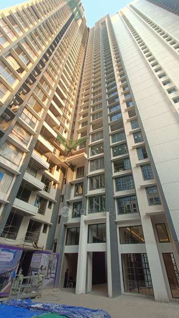 2 BHK Flat In Kalpataru Elitus For Sale  In Mulund West