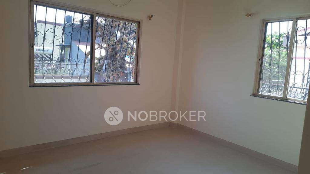 Single Room for Female In 2 BHK  In Hadapsar